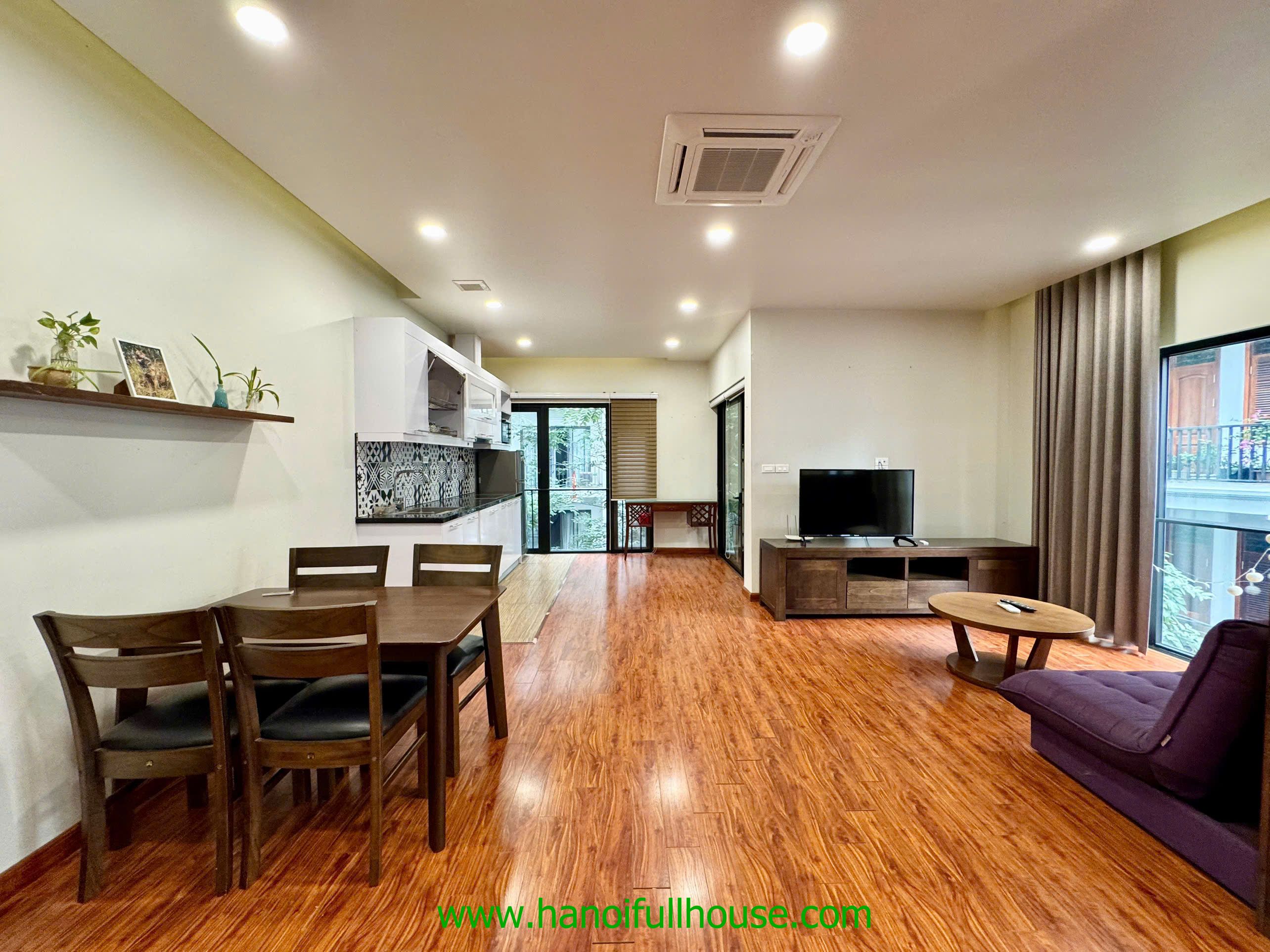 Căn hộ hiện đại, 1 phòng ngủ, view thoáng ở Tây Hồ cho thuê