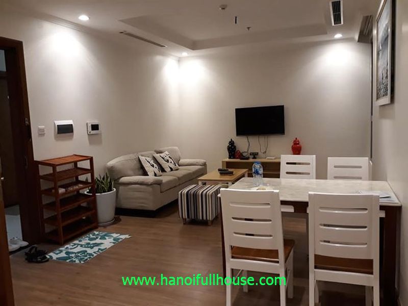 Cho thuê căn hộ 2 phòng ngủ đủ đồ tòa P5 khu đô thị Park Hill - Times City Hà Nội.