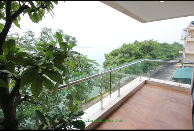 Spacious 2 bedroom apartment with lake view,balcony on Nhat Chieu str for rent