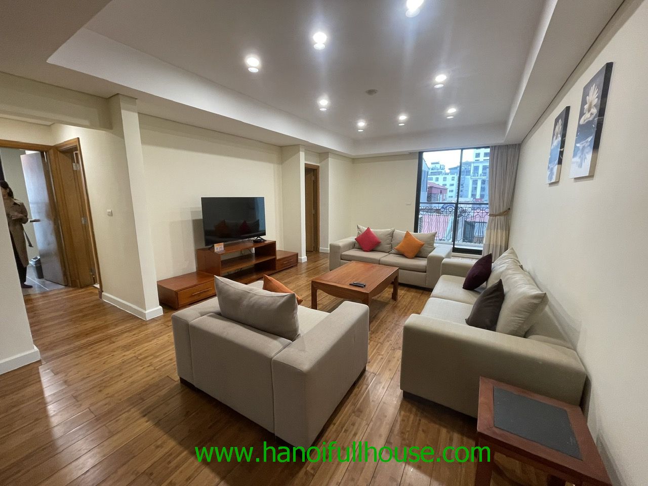 Modern 2 bedroom apartment in Pacific Place for rent