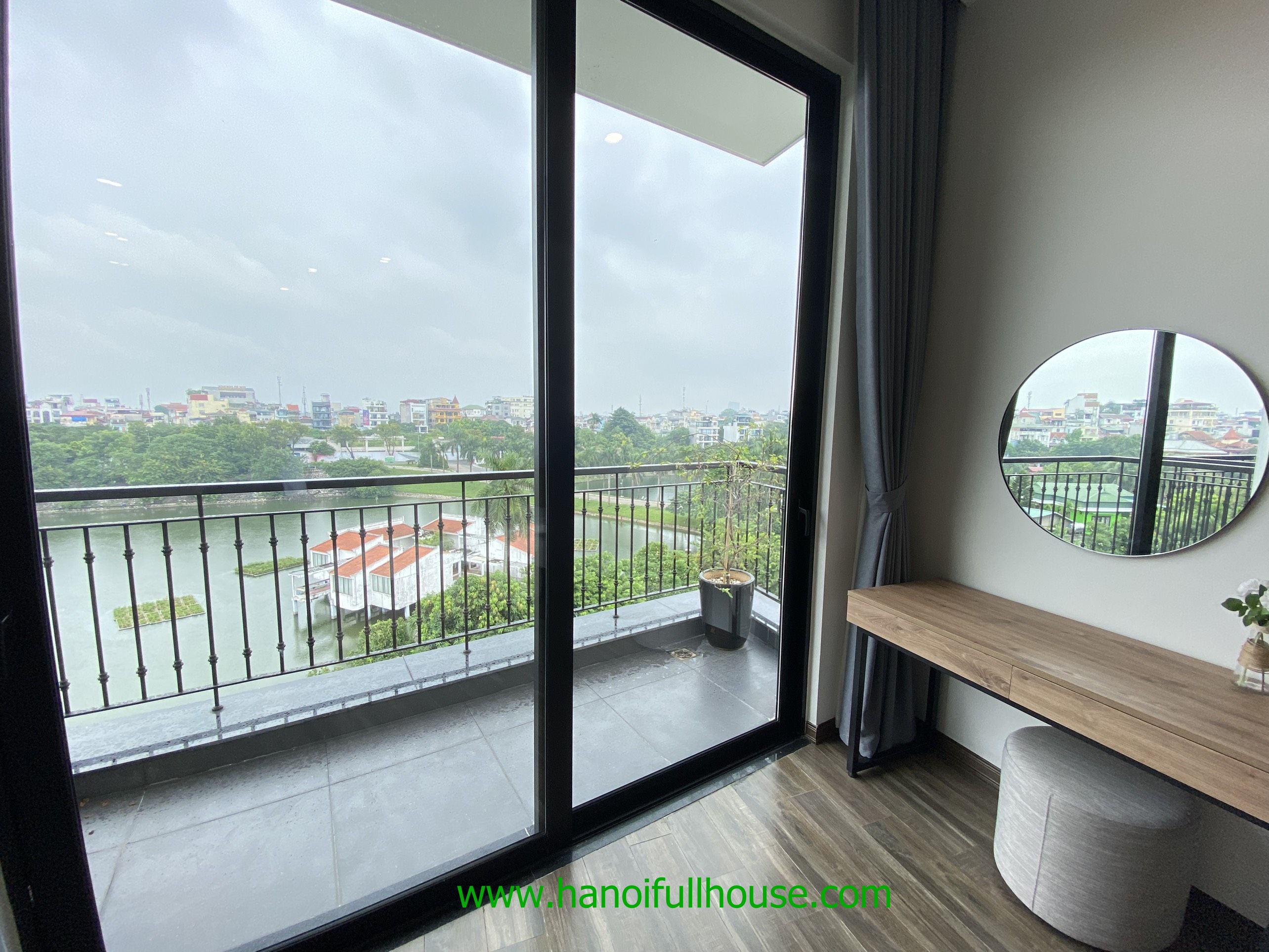 Modern and high class apartment with 3 bedrooms in Tay Ho dist