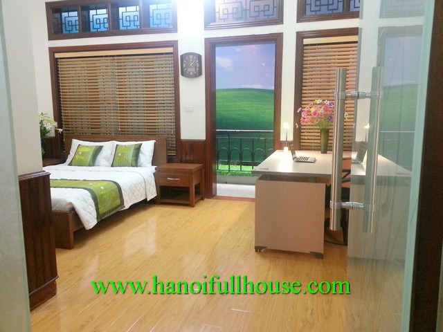 Deluxe serviced apartment with one bedroom in Hai Ba Trung dist for rent