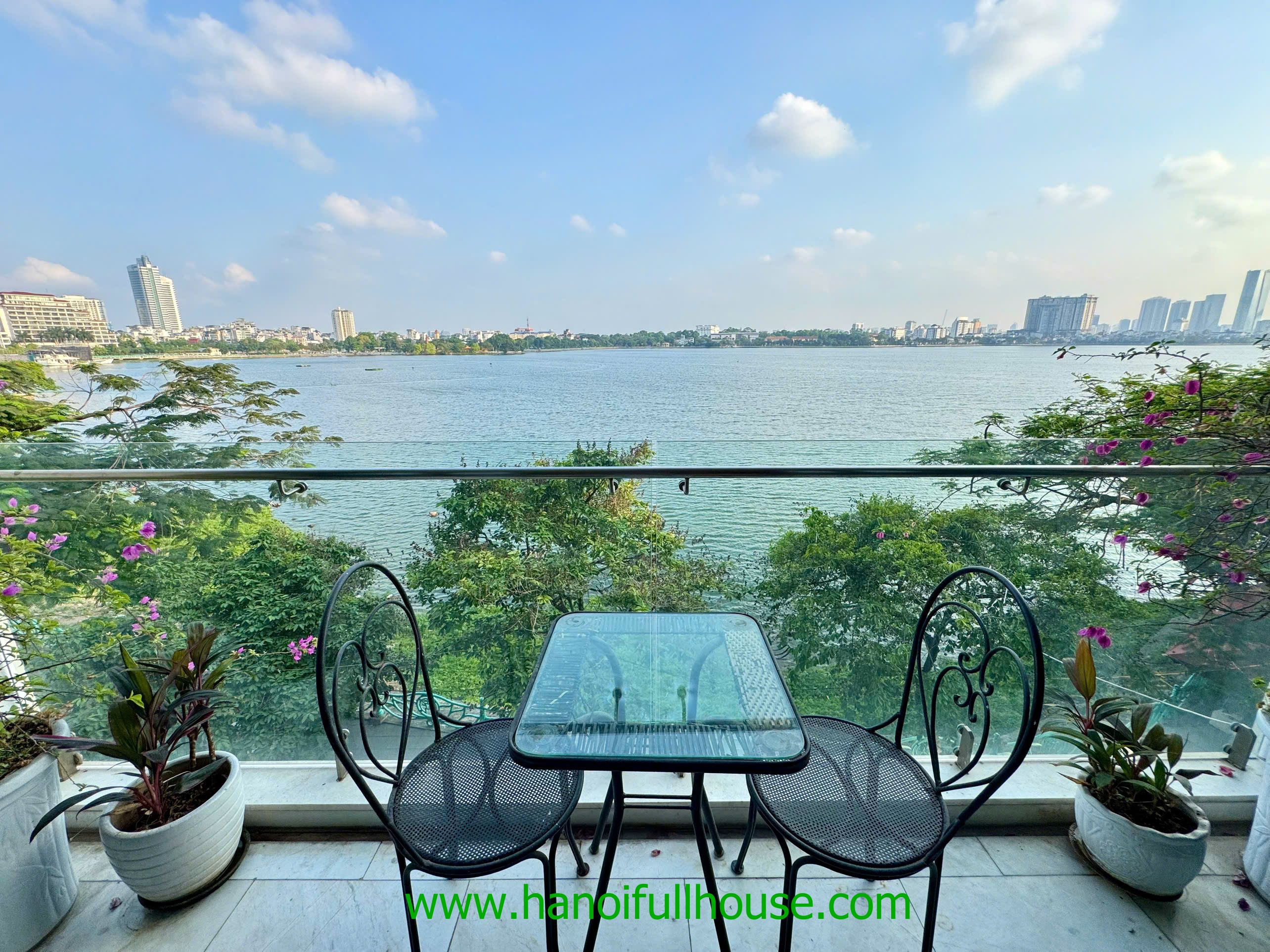 Lake view 2 bedroom apartment, modern design in West lake for rent