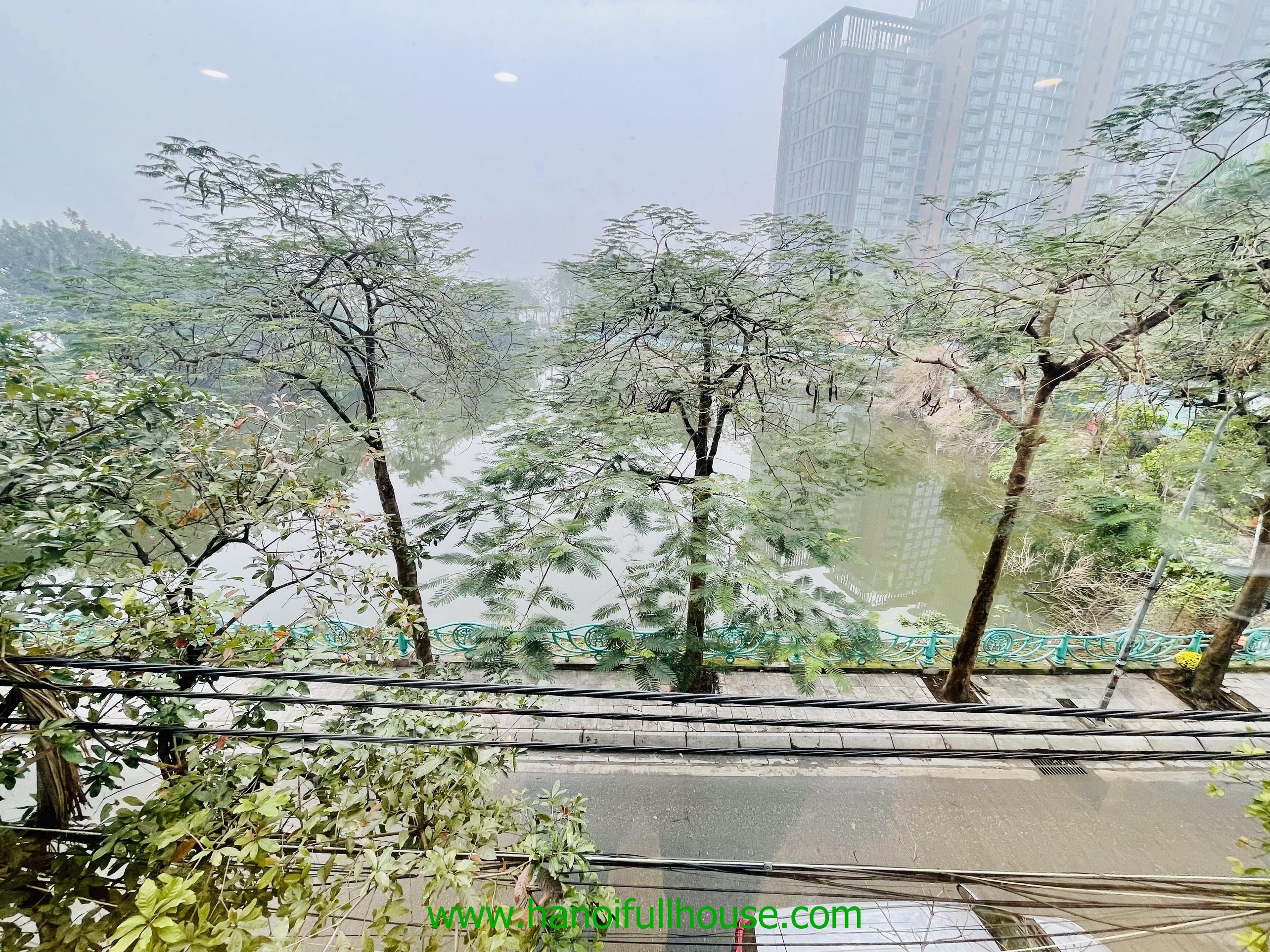 2 bedroom apartment with lake view in Tay Ho for rent