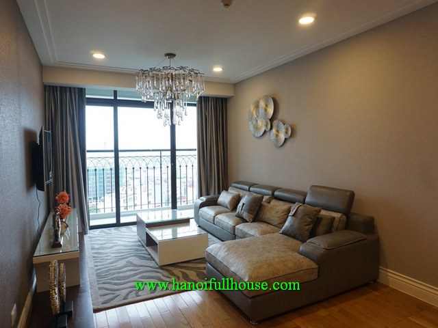 Luxury 2-bedroom apartment in Hoang Thanh building, Hai Ba Trung for lease