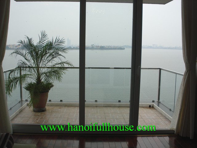 Lake view three bedroom, four bathroom apartment on face of west lake for rent