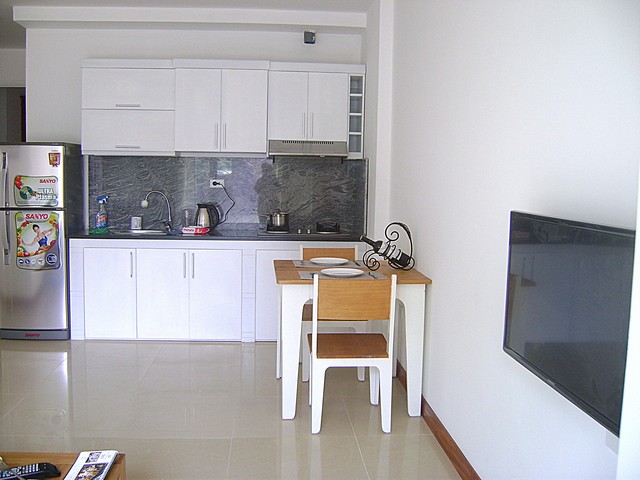New cheap apartment with 1 bedroom, fully furnished, lift, wooden floor