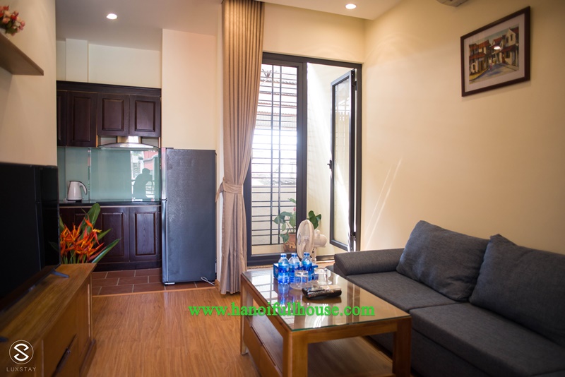 Nice and cheap apartment on Kham Thien street, one private bedroom with brand new furniture for rent