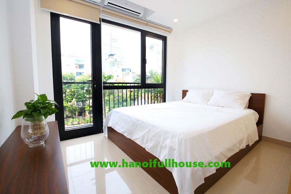 Modern and bright 2-bedroom apartment in Ba Dinh district