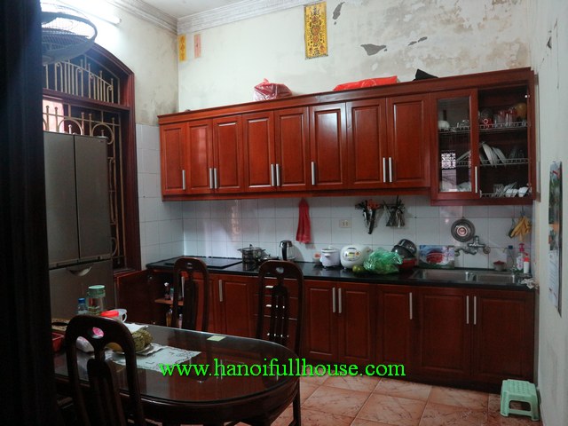 House in the Center with 4 bright bedrooms, balconies for rent