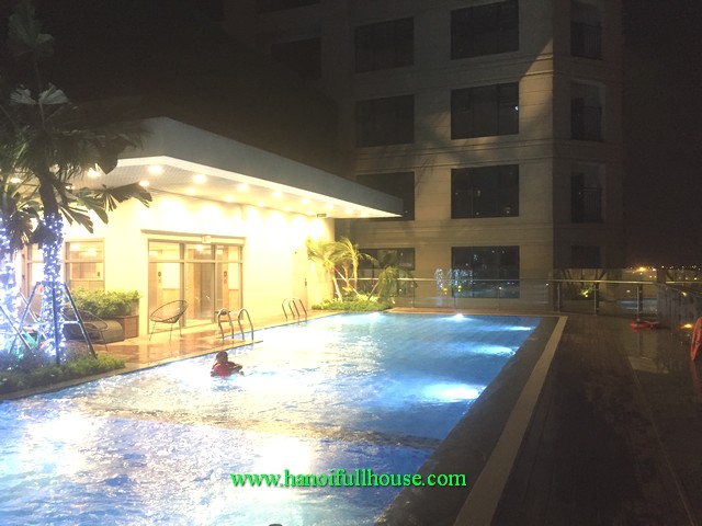 Swimming pool & gym condo in Hanoi Vietnam for lease. Three bedroom, furnished