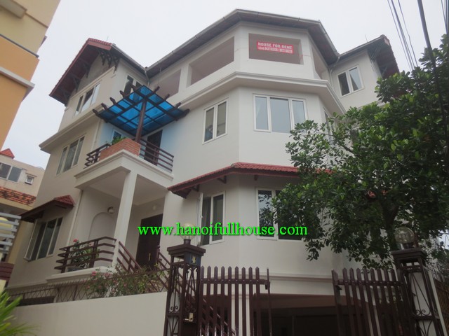 Great view villa in West Lake-Tay ho, Ha Noi for Expats