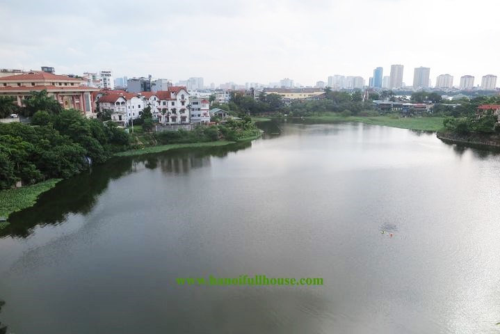 Căn hộ studio view hồ tuyệt đẹp cho thuê tại Tây Hồ - Hà Nội