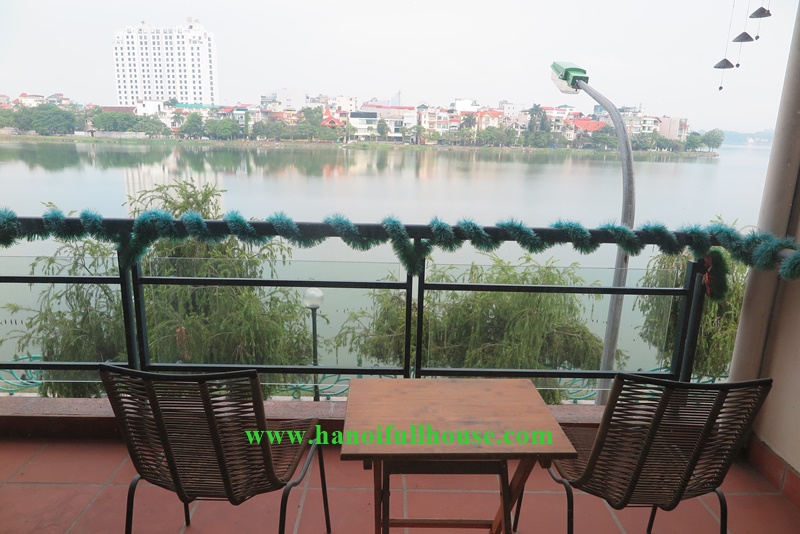 Lake view service apartment, 02 bedrooms in Quang An street, Tay Ho district.