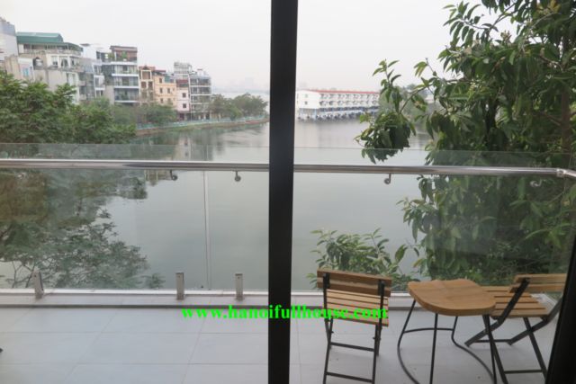 Super nice apartment with lake view and balcony in Tay Ho for rent immediately