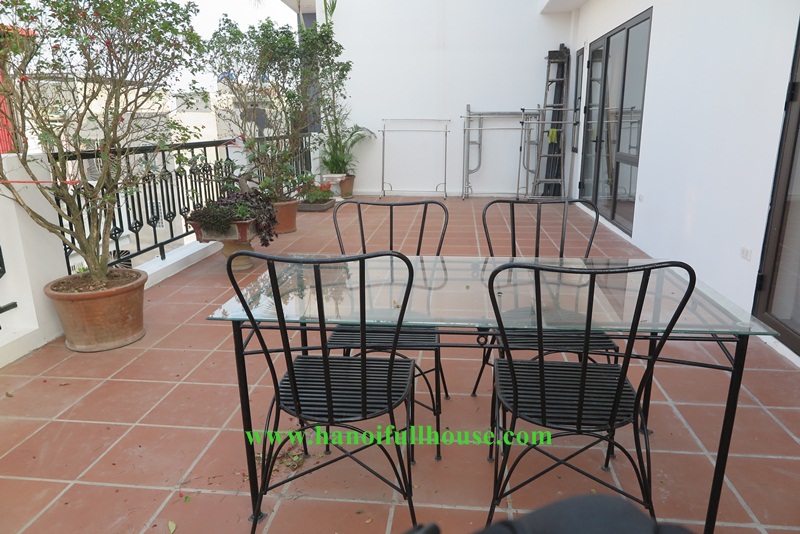 Big balcony apartment in Tayho, area of 150 sqm, 02 bedrooms with lots of light