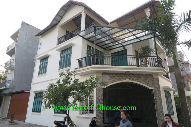 Very beautiful and big house with 3 bedrooms in Long Bien dist 