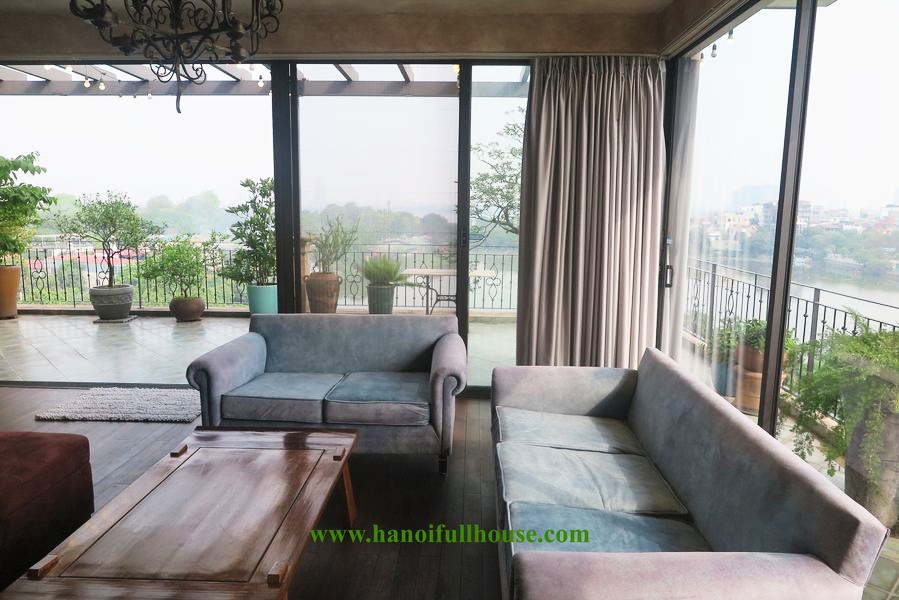 Duplex 3-bedroom serviced apartment with spacious balcony overlooking West Lake