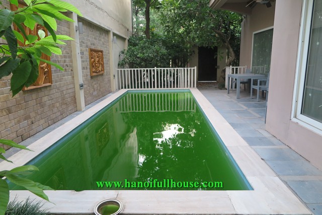 Garden Villa in Vuon Dao has 5 bedrooms, nice swimming pool, great design for rent.