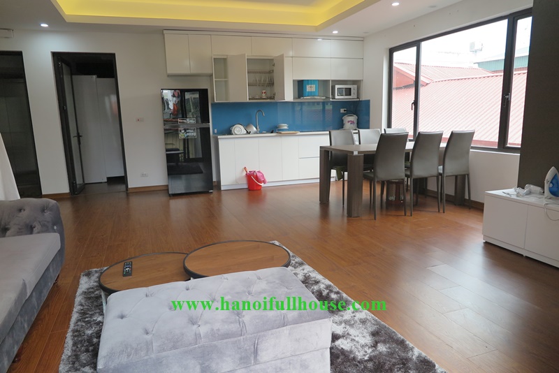 Hanoi apartment with 02 bedrooms, balcony, lots of light on Xuan Dieu street for rent