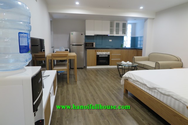 Cheap studio service apartment on To Ngoc Van street, near West lake for rent.