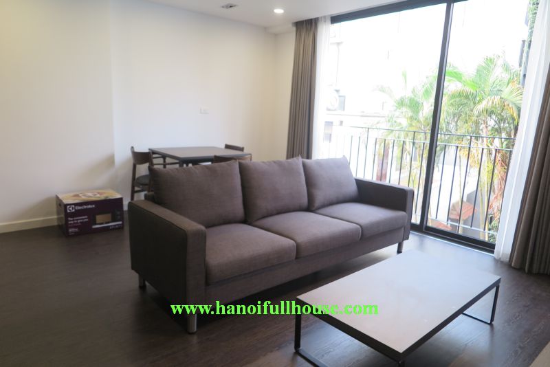 Cho thuê căn hộ trên đường Toàn Ngọc Vân - 01 phòng ngủ, hoàn toàn mới, nội thất đầy đủ
