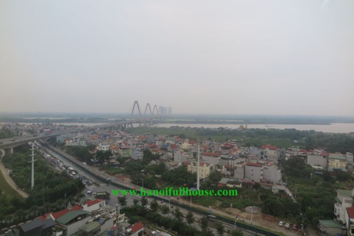 Căn hộ chung cư giá rẻ ở Lạc Long Quân cho thuê, 3 phòng ngủ, tầng cao, đủ nội thất
