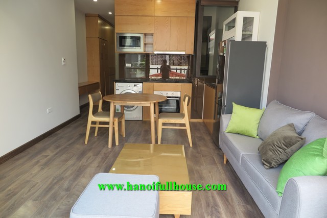 0ne bedroom Service apartment in Tay Ho for rent now