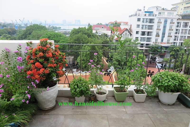 01 bedroom large and bright apartment, Lake view with bath tub located on To Ngoc Van street, Ha Noi