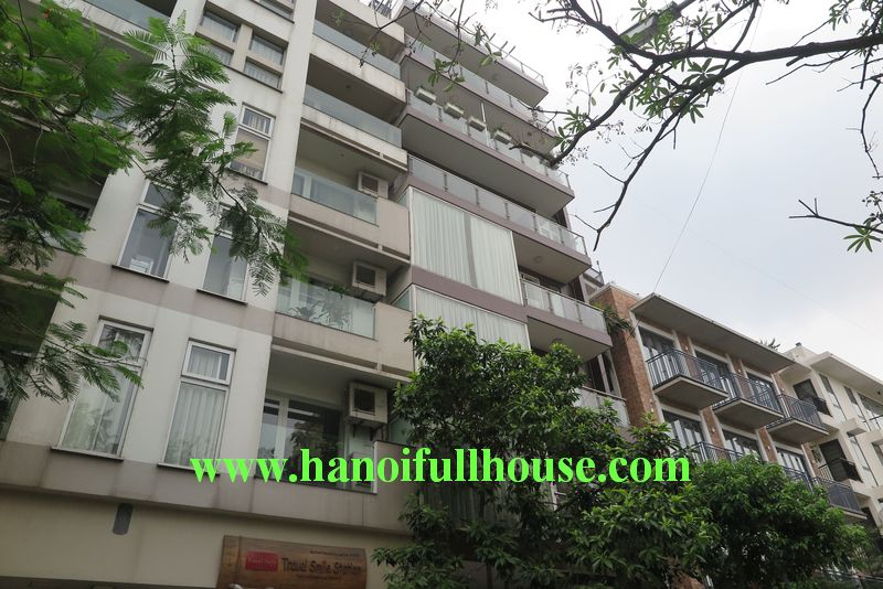  Service apartment with 2 bedrooms, high floor, large balcony of rooms in Quang Khanh
