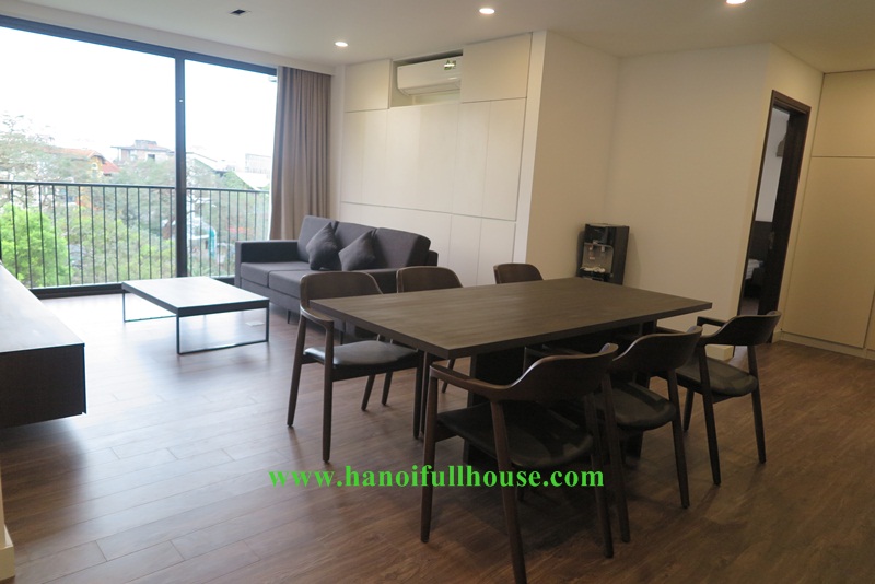 Căn hộ ở Tây Hồ, 03 phòng ngủ có ban công rộng và nhiều ánh sáng tự nhiên