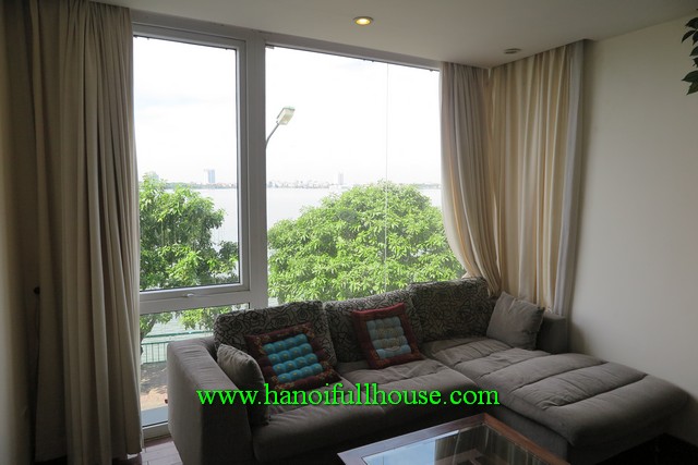 2 bedroom apartment for rent in Westlake face, Tay Ho dist, Ha Noi