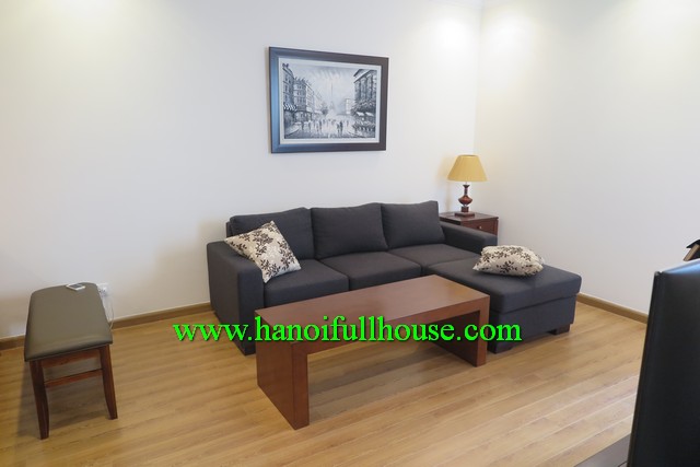 Vincom Nguyen Chi Thanh- luxury apartment with one bedroom for foreigner