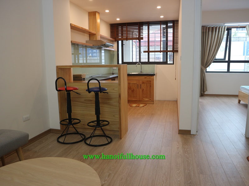 Căn hộ dịch vụ 1 phòng ngủ giá rẻ, nội thất hiện đại cho thuê tại Trần Phú, Ba Đình
