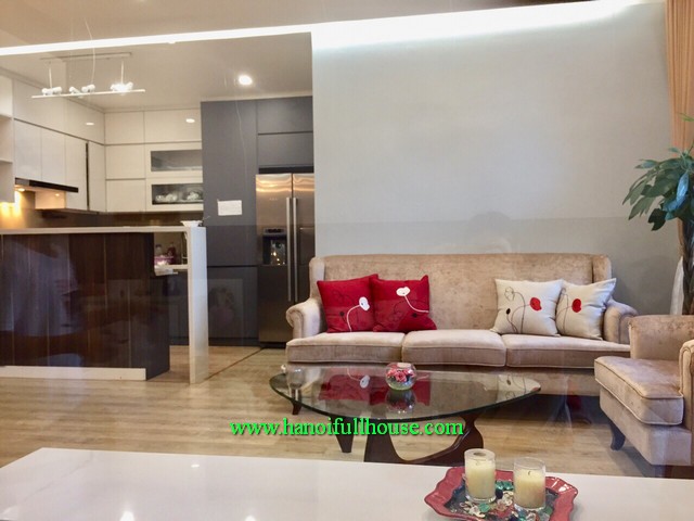 Three bedroom apartment with newly furnished in Hoang Quoc Viet street, Cau Giay dist for lease