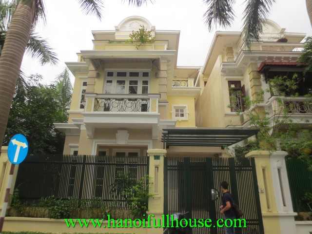Unfurnished villa with courtyard, garden for rent in Ciputra urban Ha Noi