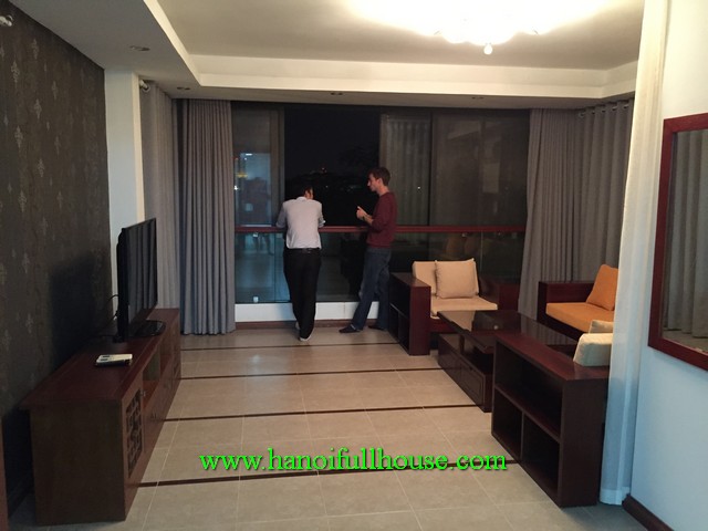 Find a Westlake view apartment to rent in Tay Ho, Ha Noi