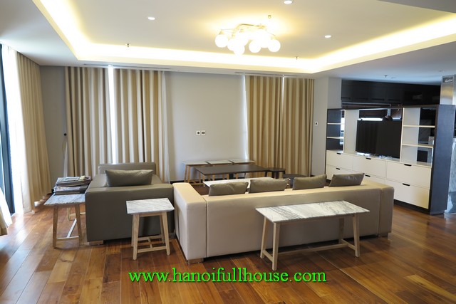 Elegant suite with large living size 210 sqm, 3 bedroom, 4wc, furnished and in Hanoi city