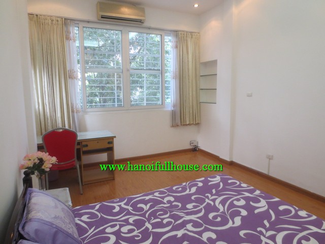 Rentals apartment with one bedroom nearby Vincom Ba Trieu street, HBT district