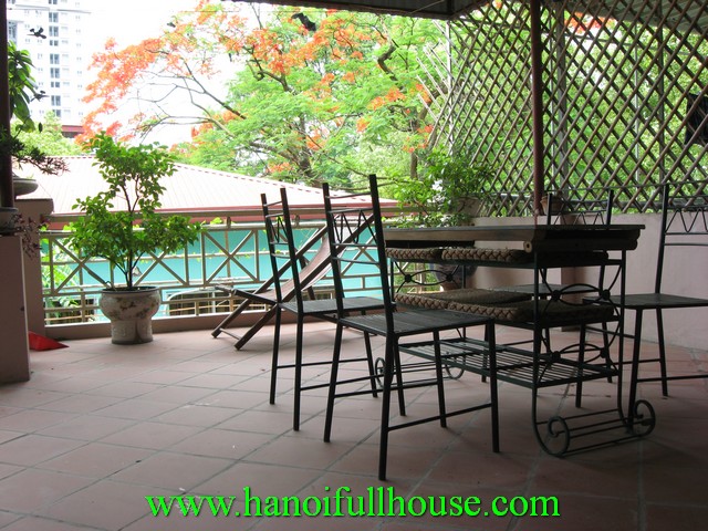 Hai Ba Trung dist house with 3 bedrooms for rent.