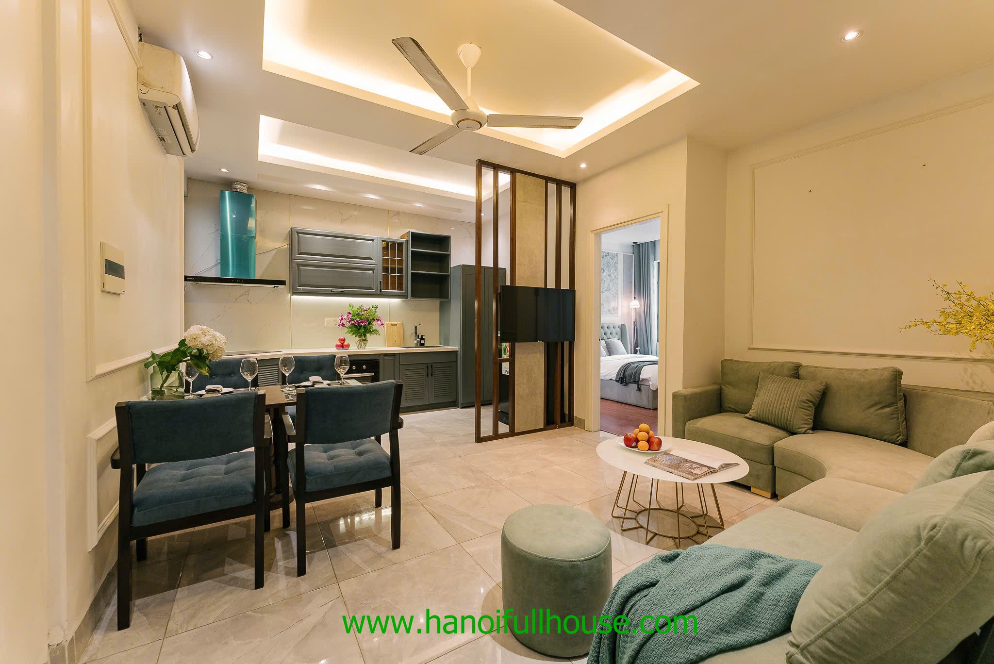 Cheap & good 2 bedroom apartment in Tay Ho for rent