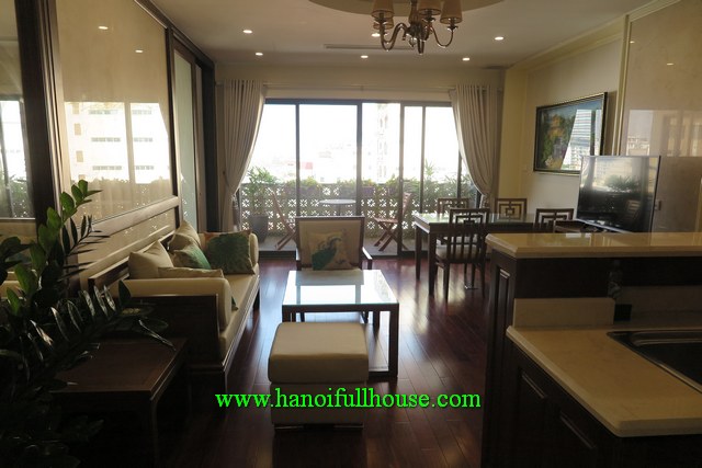 Apartment with one bedroom, balcony in Ha Noi center for rent