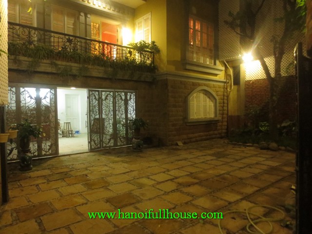 French villa for rent in Hanoi center. Fully furnished, 4 bedrooms, 4 bathrooms, car parking