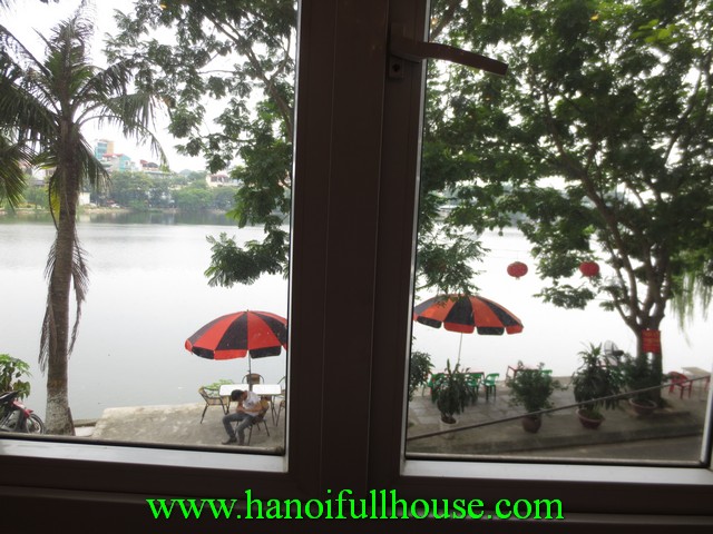 Truc bach lake view serviced apartment for rent. Fully furnished, elevator, cheap price!
