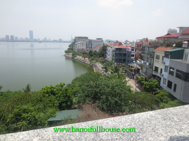 3 bedroom apartment in West Lake Ha Noi for rent