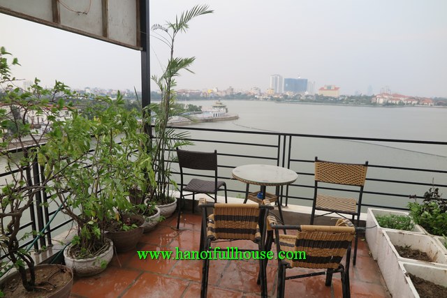 Apartment with Lakeview, beautiful terrace, one bedroom in Tay Ho for rent