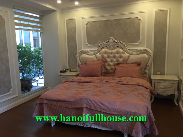 Luxurious apartment in Hanoi downtown, 3 bedroom, 3 bathroom, furnished, bright