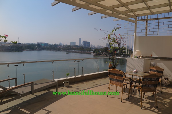 A luxury 1 bedroom apartment with Truc Bach Lake view for leasing