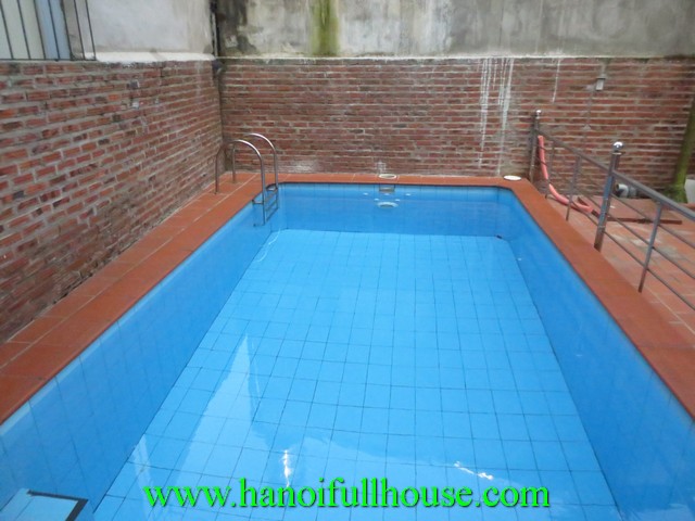4 bedroom swimming pool villa for rent in Tay Ho dist. Courtyard, nice balcony, cheap cost.