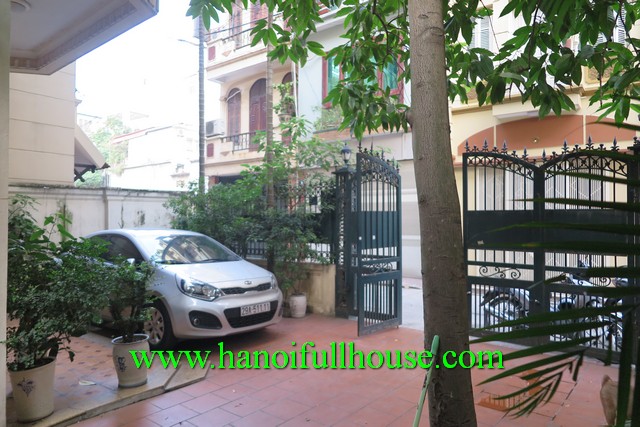 Garden, courtyard house rental in Ba Dinh, Ha Noi